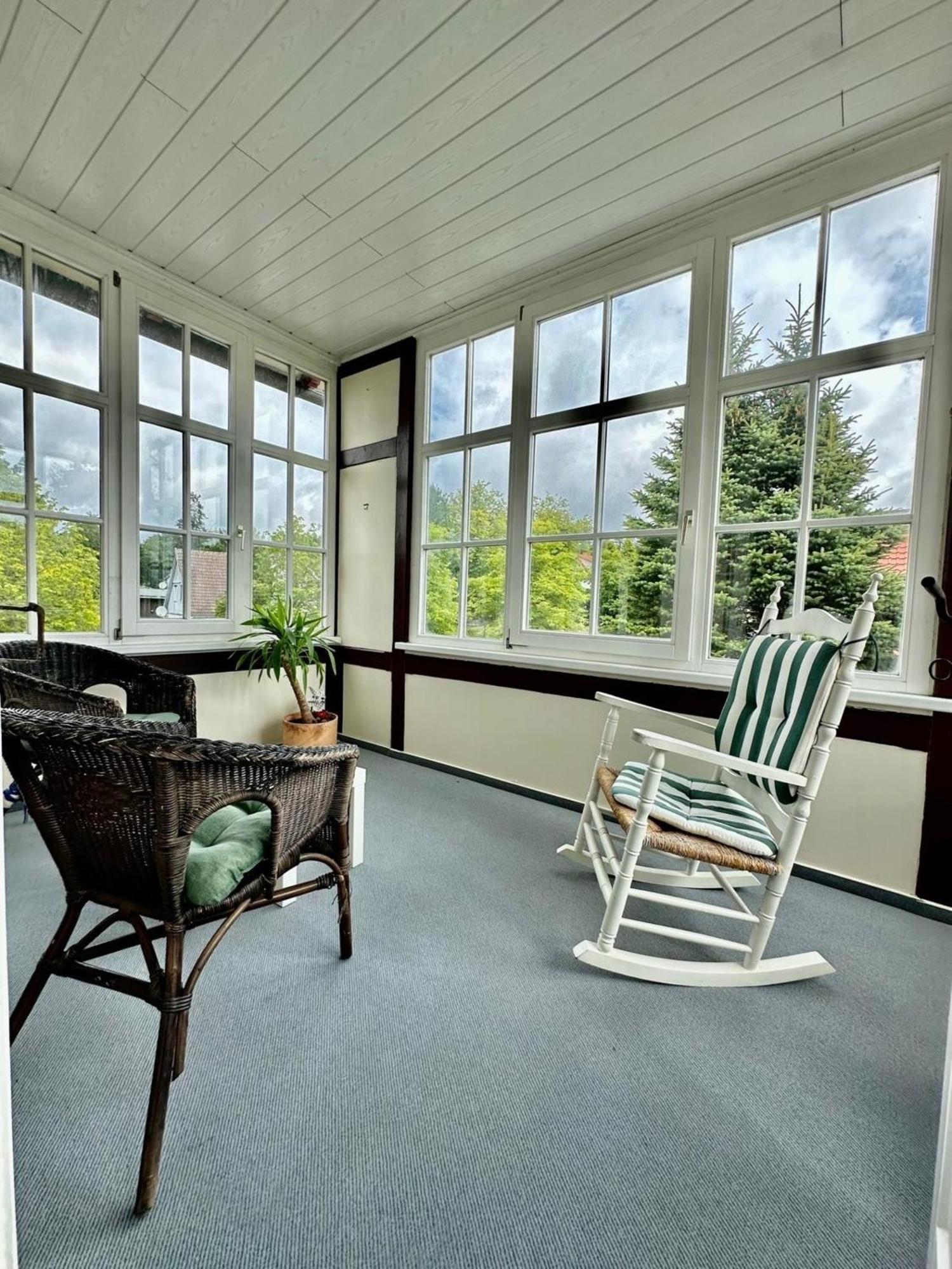 Ferienwohnung Sonnenschein Mit Kleinem Bauernhof ทาเลอ ภายนอก รูปภาพ